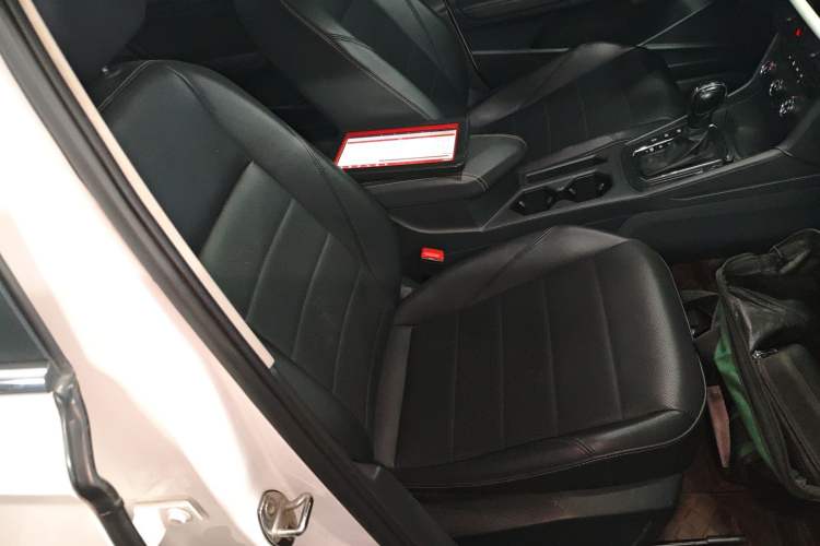 Used Volkswagen Lavida 2019 1.5L Automatic Comfort Edition China VI Standard