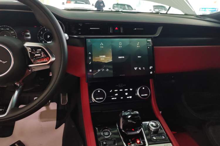 Used Jaguar XFL 2021 XFL 2.0T P250 All-Wheel-Drive Shimmering Black Sport Edition
