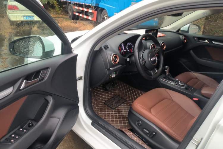 Used Audi A3 2016 Limousine 35 TFSI Prestige Edition
