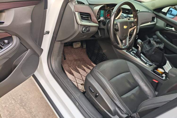 Used Chevrolet Malibu 2016 2.0L Automatic Luxury Edition
