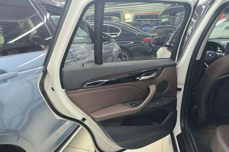 Used BMW X1 2018 sDrive18Li Luxury Model