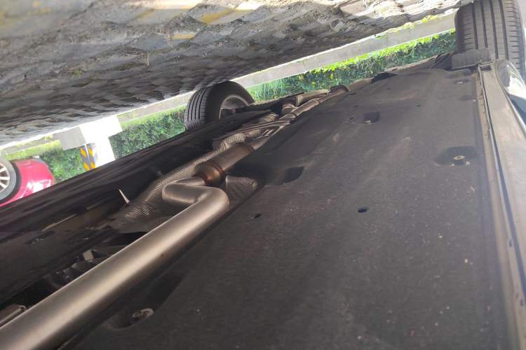 Used Genesis GV70 2025 2.5T Two-Wheel-Drive Luxury Edition
