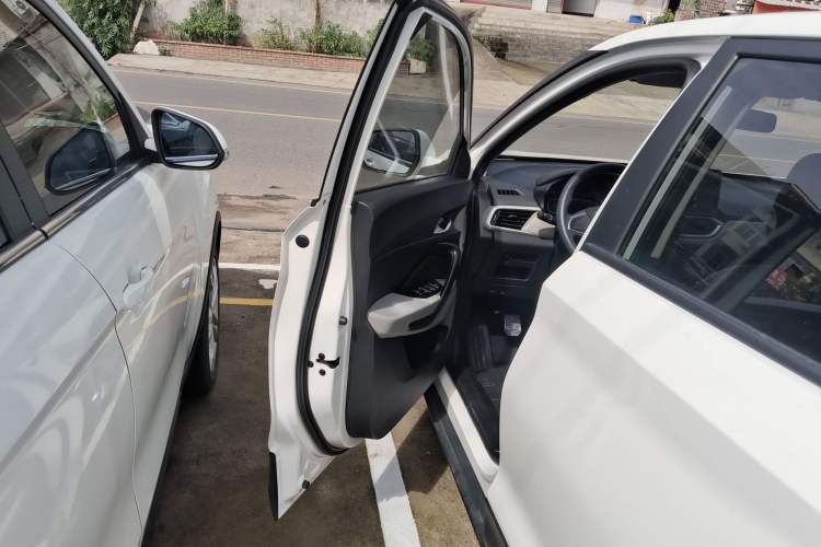 Used Baojun 510 2019 1.5L Manual Jingxiang Model 73kW China VI Emission Standard
