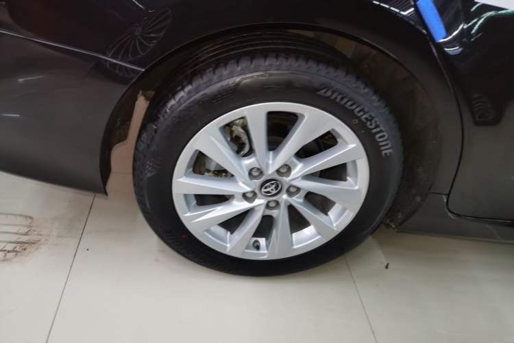 Used Toyota Camry 2021 2.0G Luxury Edition
