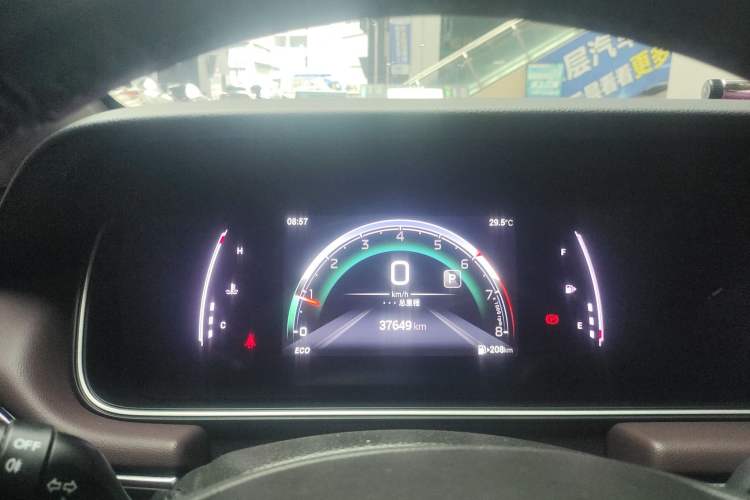 Used GAC Trumpchi M6 2021 PRO 270T DCT Luxury Edition
