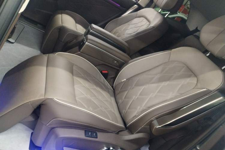 Used Volkswagen Viloran 2023 380TSI Prestige Edition
