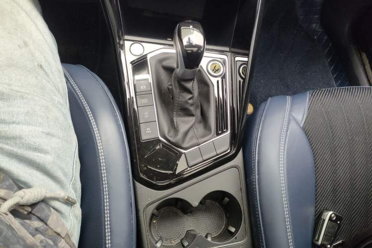 Used Volkswagen Tayron 2021 330TSI Two-Wheel Drive Luxury Smart Connectivity Version