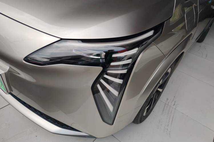 Used AION Y 2023 Plus 510 Smart Edition