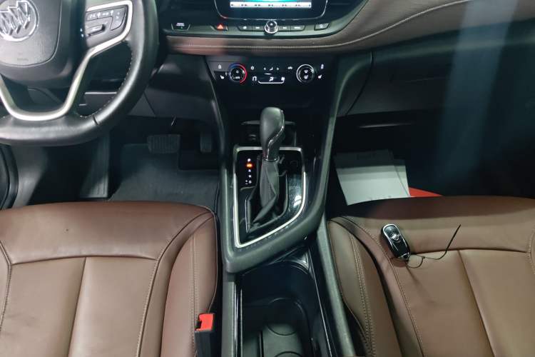 Used Buick GL6 2018 18T 6-Seater Prestige Model
