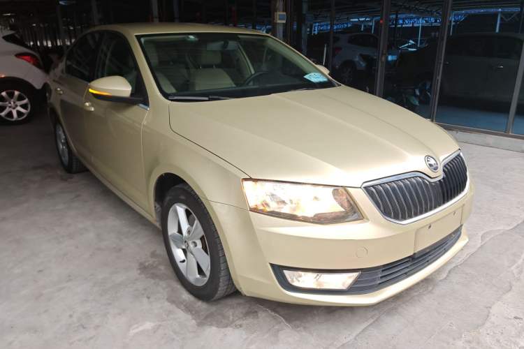 Used Skoda Octavia 2015 1.6L Manual Yijie Edition
