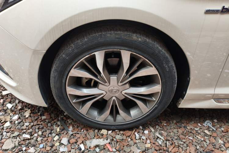 Used Hyundai Sonata 2015 1.6T GLX Advanced Model
