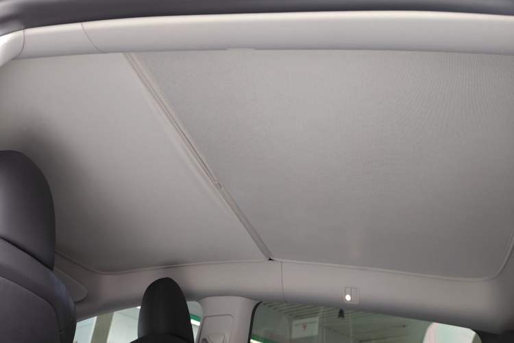 Used Tesla Model Y 2024 Long-Range All-Wheel-Drive Version