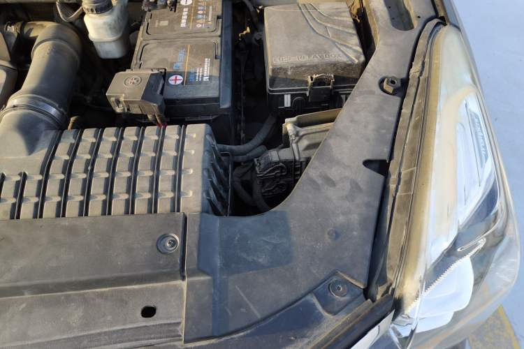 Used GAC Trumpchi GS8 2017 320T Two-Wheel Drive Luxury Smart Connectivity Version (7 Seats)