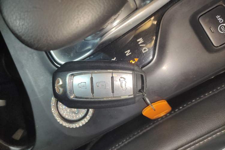 Used Infiniti QX50 2020 2.0T Two-Wheel Drive Fashion Edition
