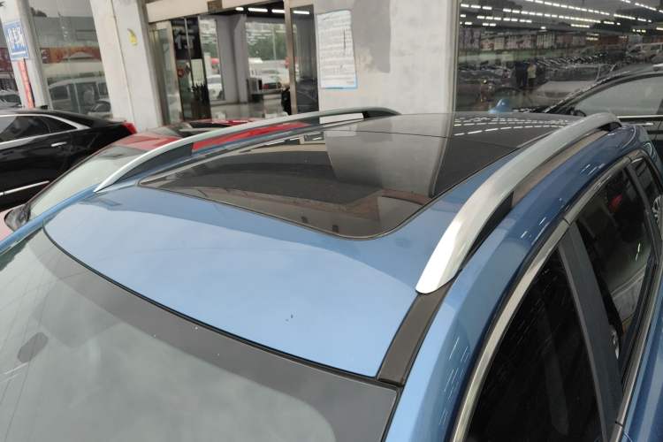 Used Roewe RX5 2016 20T Two-Wheel Drive Automatic Internet Smart Edition
