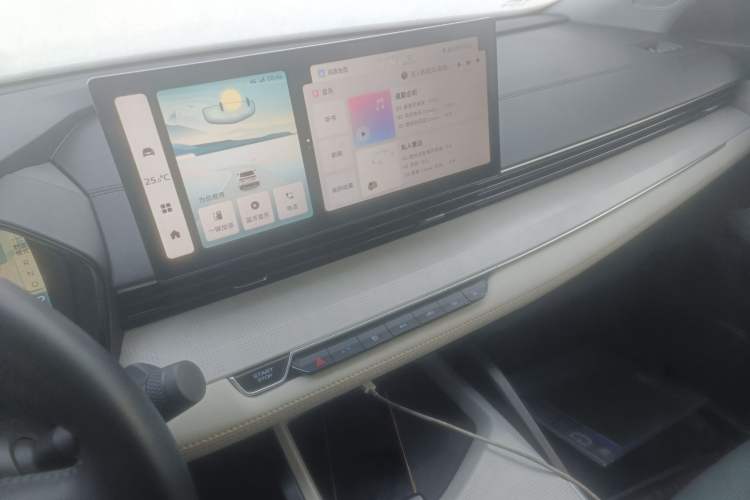 Used Geely Auto Emgrand L HiP 2022 1.5TD-DHT Pro 100KM Super Swift
