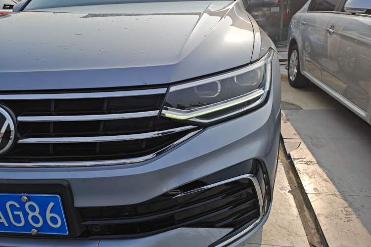 Used Volkswagen Tiguan L 2022 330TSI Automatic Two-Wheel Drive R-Line Enhanced Edition
