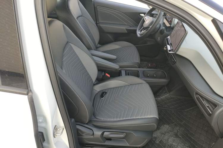 Used Volkswagen ID.3 2025 Smart Version Pure & Intelligent Enjoyment Edition