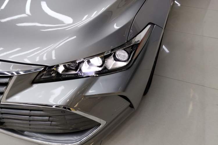 Used Toyota Avalon 2019 2.5L Touring Premium Version China V Standard