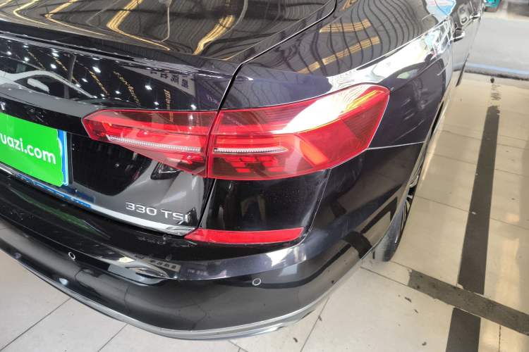 Used Volkswagen Passat 2021 330TSI Luxury Edition
