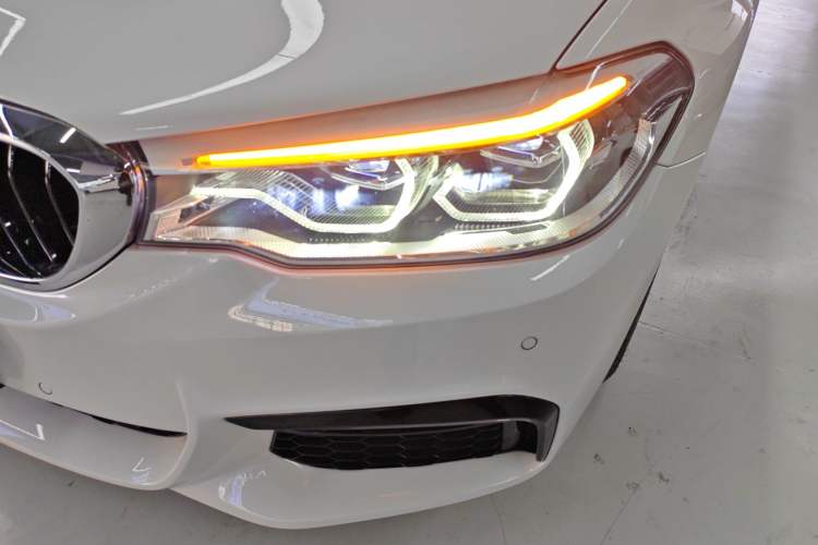 Used BMW 5 Series 2020 530Li Leading Model M Sport Package