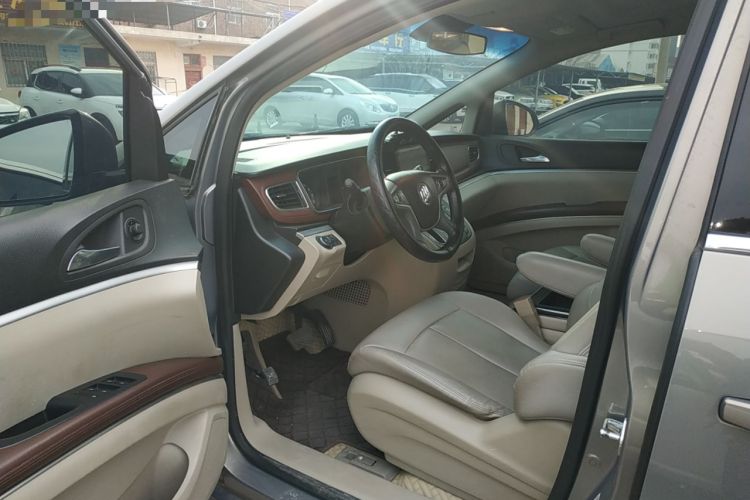 Used Buick GL8 2018 28T Comfort Model China VI Standard
