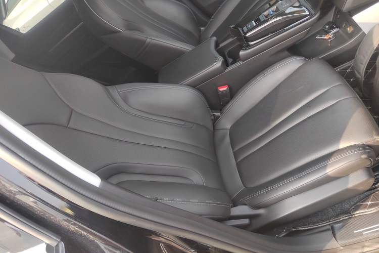 Used Dongfeng Aeolus Mage 2024 Honor Edition 1.5T Luxury Model