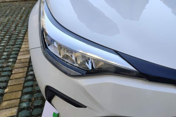 Used Toyota IZOA 2022 2.0L Yixing Version
