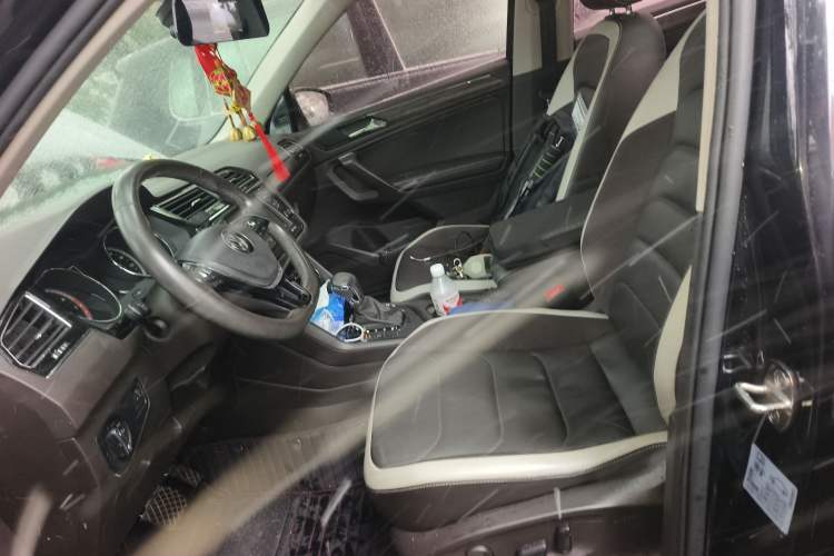 Used Volkswagen Tiguan L 2018 330TSI Automatic Two-Wheel Drive Luxury Edition
