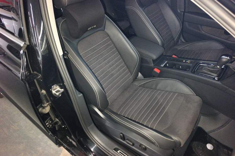 Used Volkswagen Magotan 2020 330TSI DSG Luxury Edition