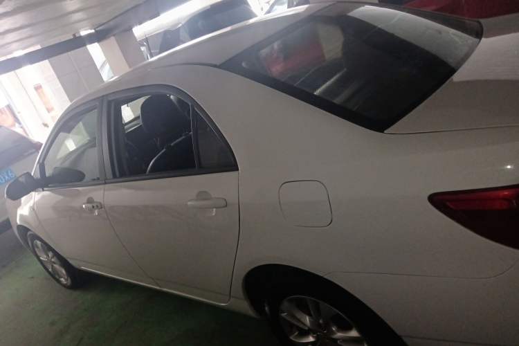 Used BYD F3 2015 Energy-Saving Edition 1.5L Manual Luxury Model

