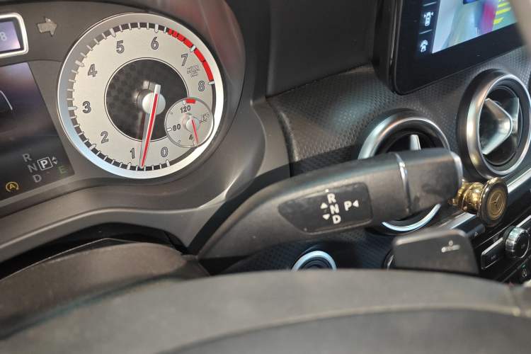 Used Mercedes-Benz A-Class 2015 A 200 Fashion Model
