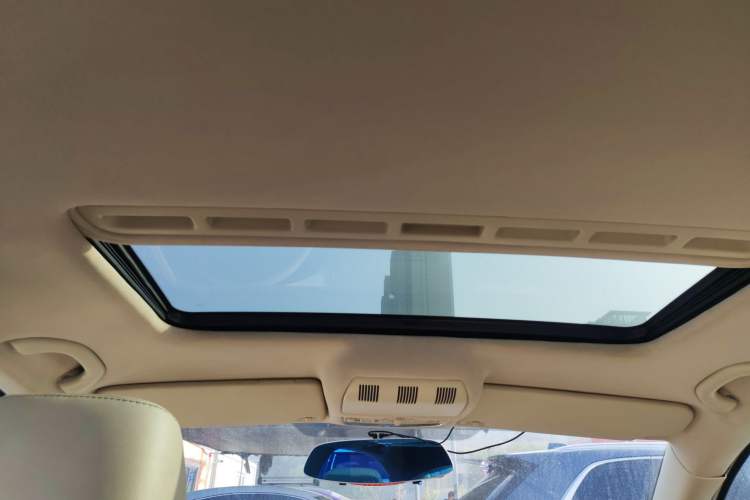 Used Skoda Octavia 2015 Classic Model 1.6L Manual Yijie Edition