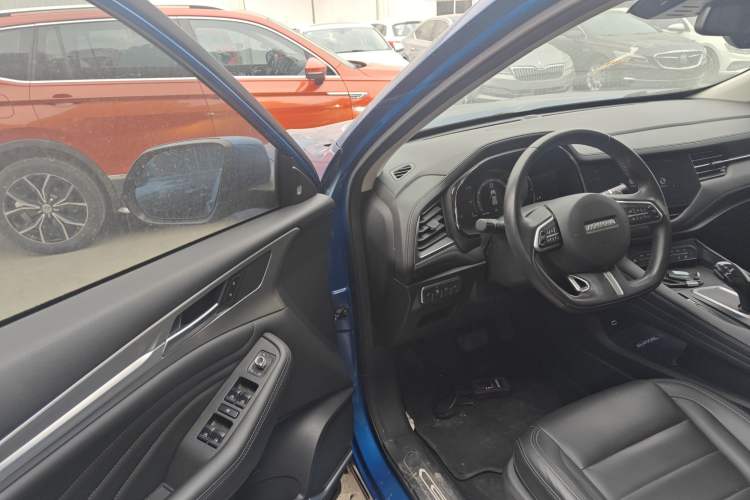 Used Haval F7 2019 2.0T Two-Wheel-Drive i-Van China VI Standard
