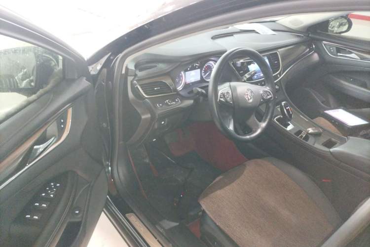 Used Buick LaCrosse 2022 652T Luxury Version