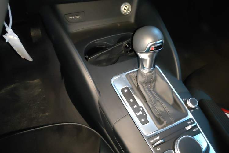 Used Audi A3 2020 Limousine 35 TFSI Fashion Edition China VI Emission Standard