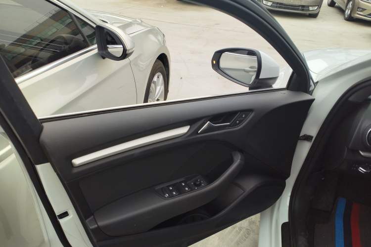 Used Audi A3 2020 Restyled Limousine 35 TFSI Ambition Version China VI
