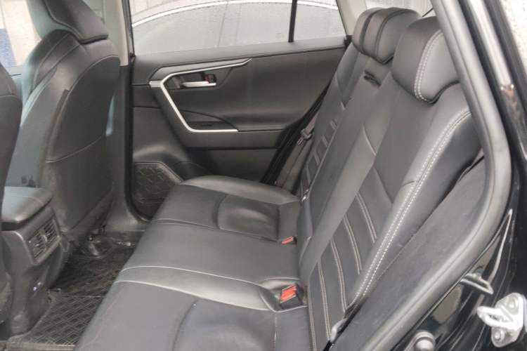 Used Toyota Wildlander 2022 2.0L CVT Four-Wheel Drive Luxury Edition
