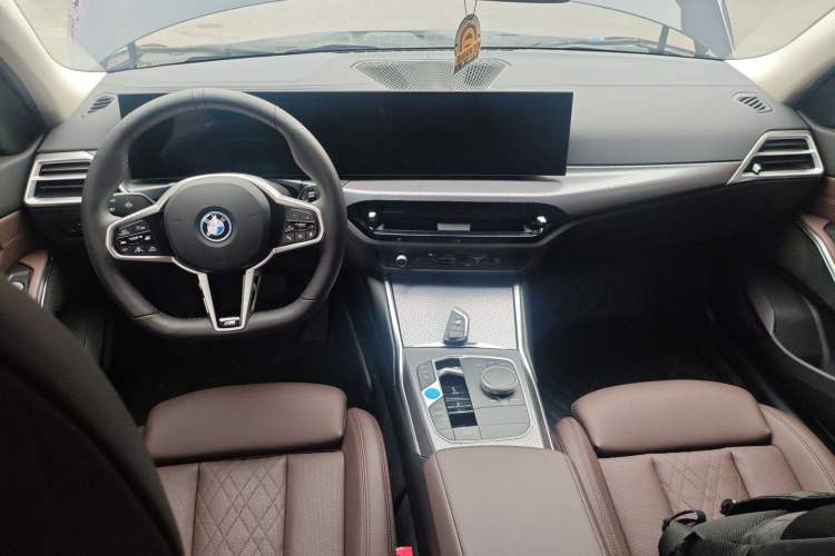 Used BMW i3 2025 eDrive 40 L Midnight Edition