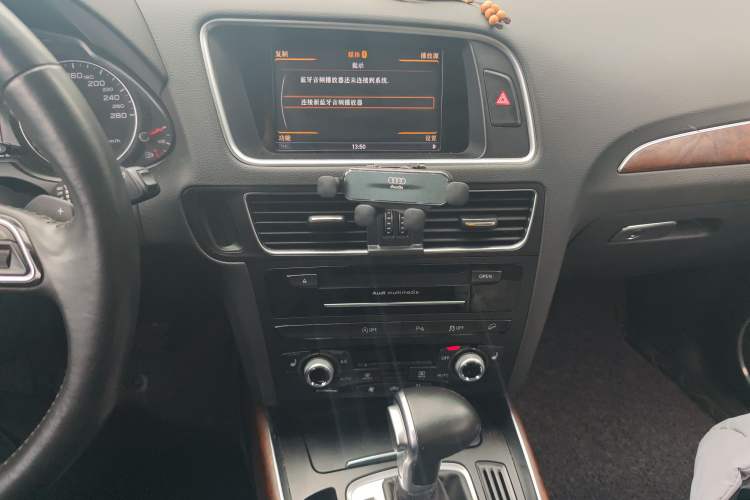 Used Audi Q5 2017 40 TFSI Comfort Model
