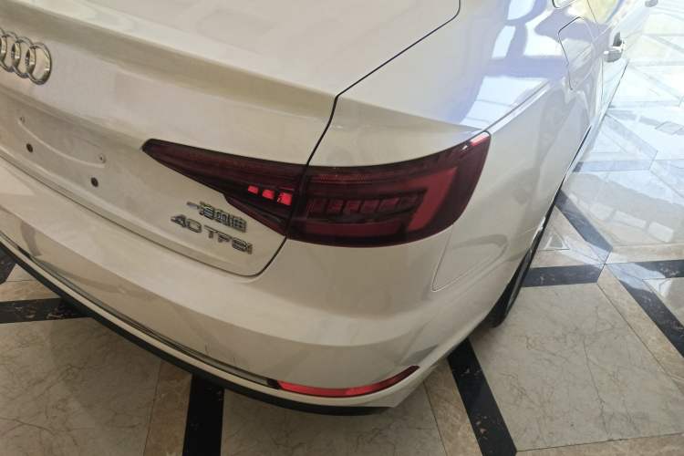 Used Audi A4L 2018 30th Anniversary Edition 40 TFSI Trendy Model