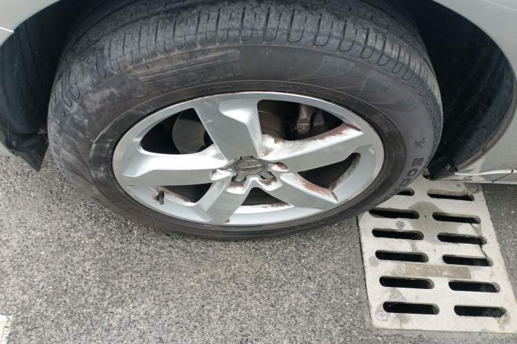 Used Audi Q5 2017 Plus 40 TFSI Ambition Model
