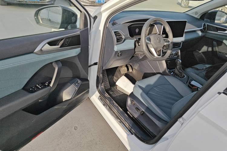 Used Volkswagen Tharu 2024 300TSI Two-Wheel-Drive Moon Luxury Edition