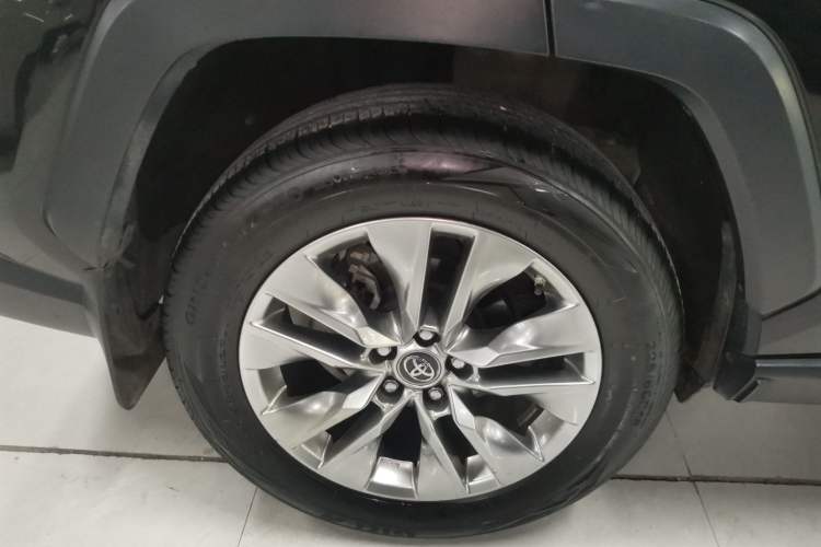 Used Toyota Wildlander 2022 2.0L CVT Two-Wheel Drive Luxury PLUS Edition
