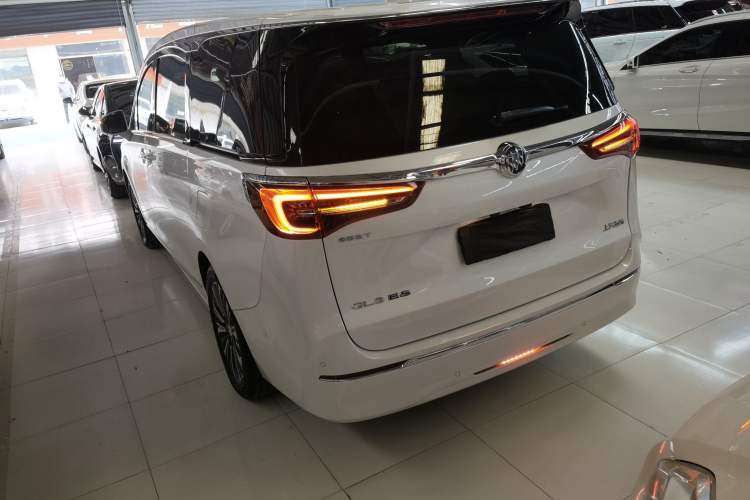 Used Buick GL8 2020 ES Land Cruiser 653T Flagship Model
