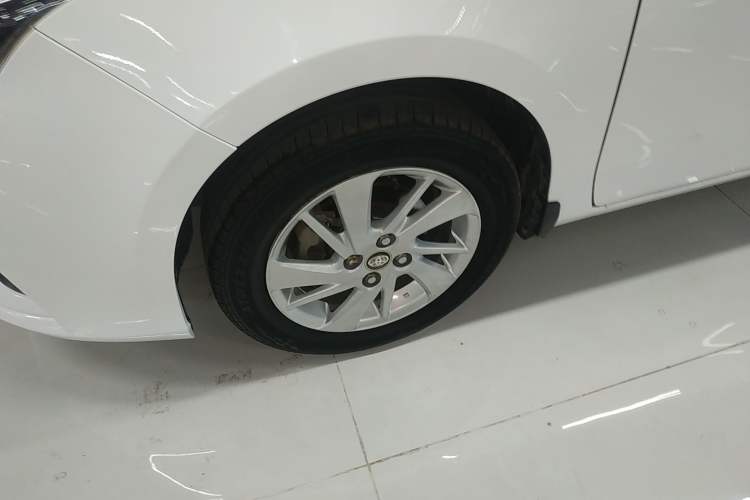 Used Toyota YARiS L 2017 1.5E CVT Dynamic Edition
