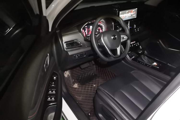 Used Changan CS75 2021 Honor Million Edition 280T DCT Luxury Model
