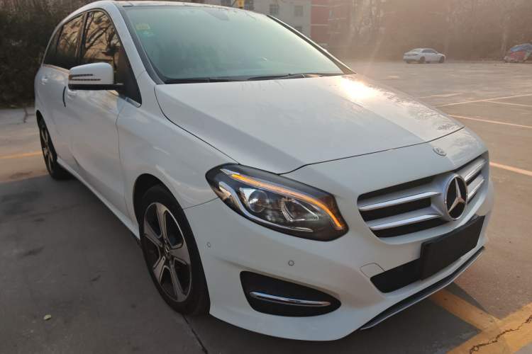 Used Mercedes-Benz B-Class 2018 B 200 Fashion Model
