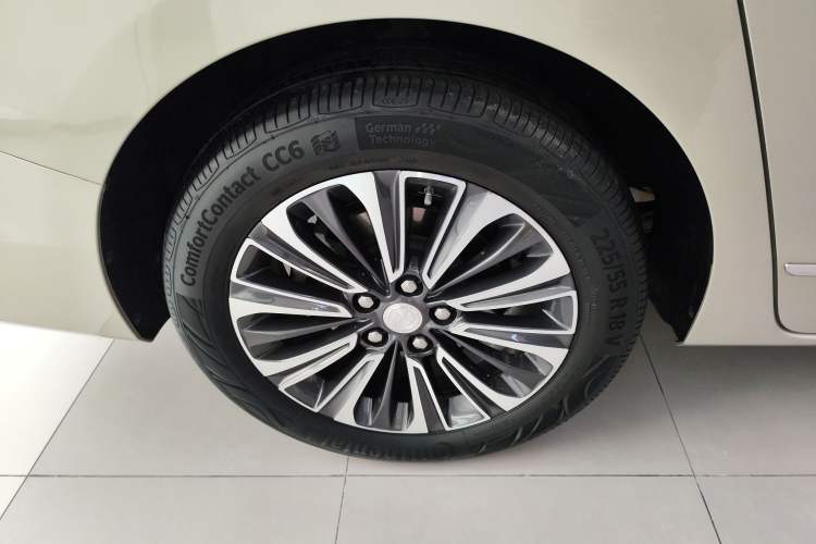 Used Buick GL8 2020 ES Land Cruiser 653T Flagship Model