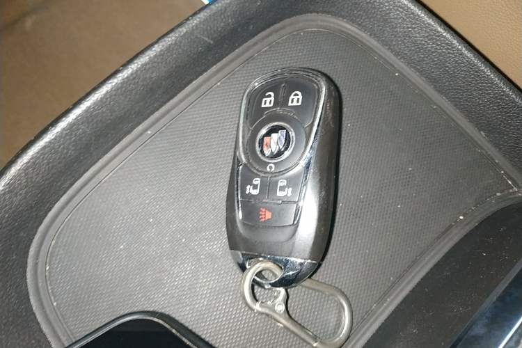 Used Buick GL8 2020 ES Land Cruiser 653T Luxury Edition